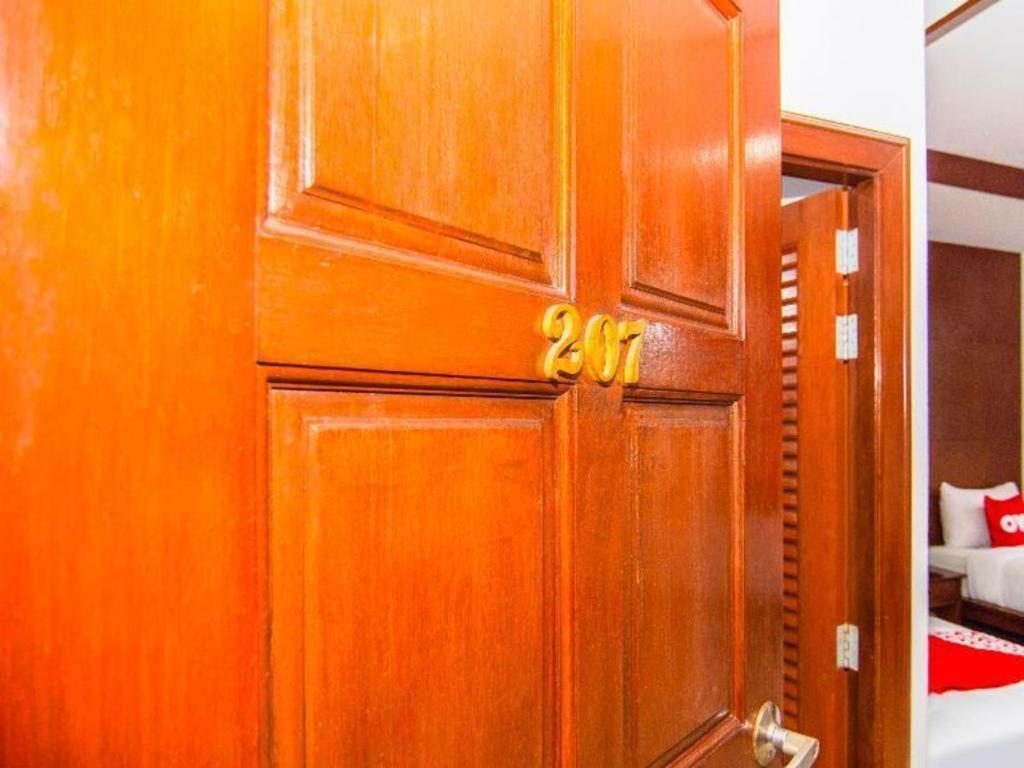 فندق Oyo 561 Kor Wanburi براشاوب خيرى خان المظهر الخارجي الصورة